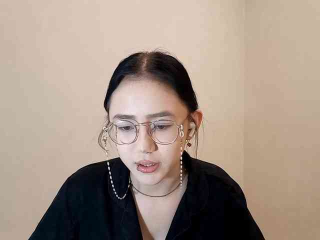 MyrleHenggeler webcam