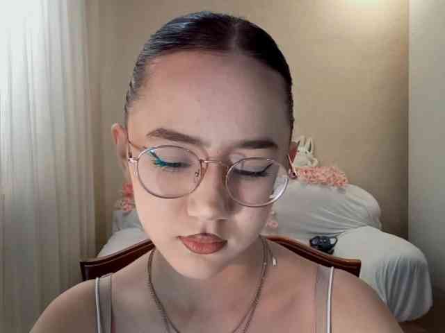 MyrleHenggeler webcam