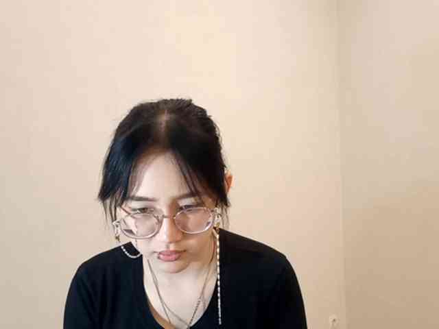 MyrleHenggeler webcam