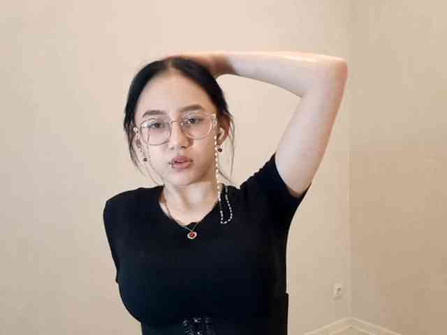 MyrleHenggeler webcam