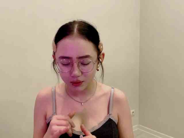 MyrleHenggeler webcam