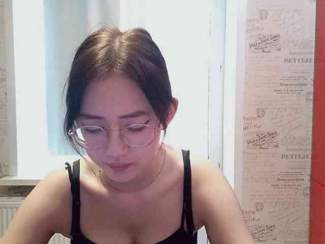 MyrleHenggeler webcam