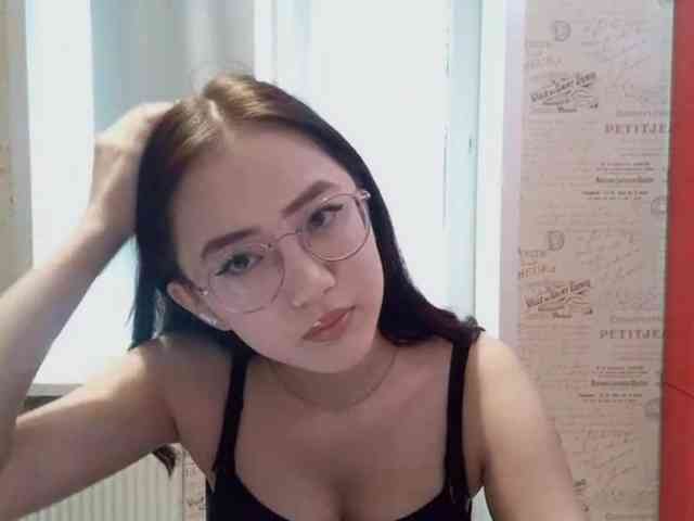 MyrleHenggeler webcam