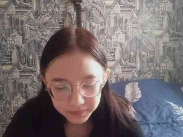 MyrleHenggeler webcam