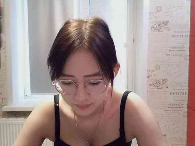 MyrleHenggeler webcam