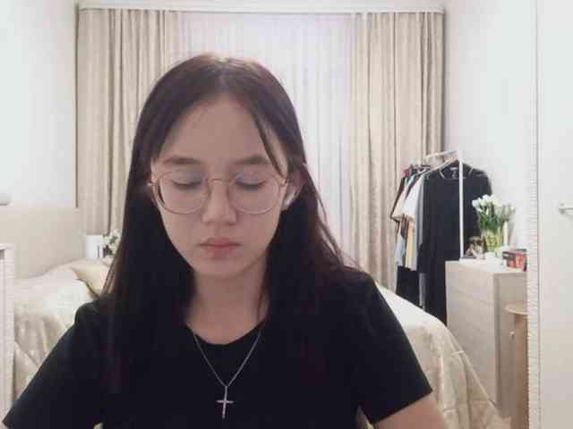 MyrleHenggeler webcam
