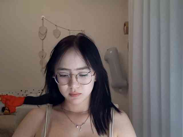 MyrleHenggeler webcam
