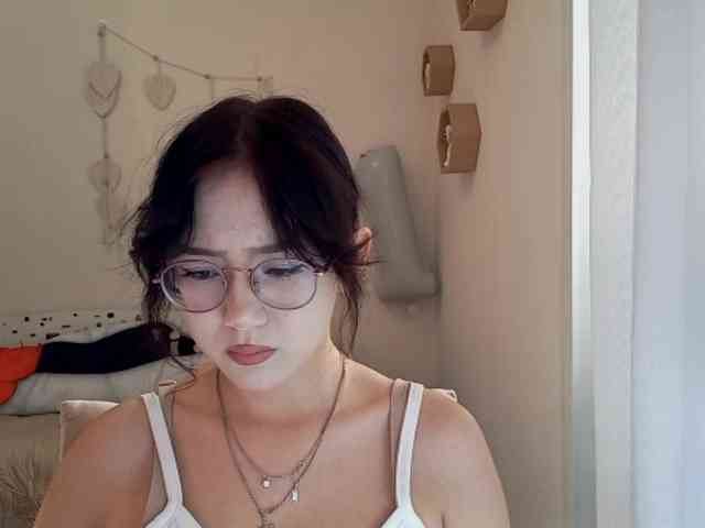 MyrleHenggeler webcam