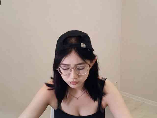 MyrleHenggeler webcam