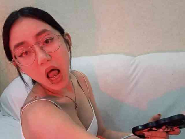 MyrleHenggeler webcam