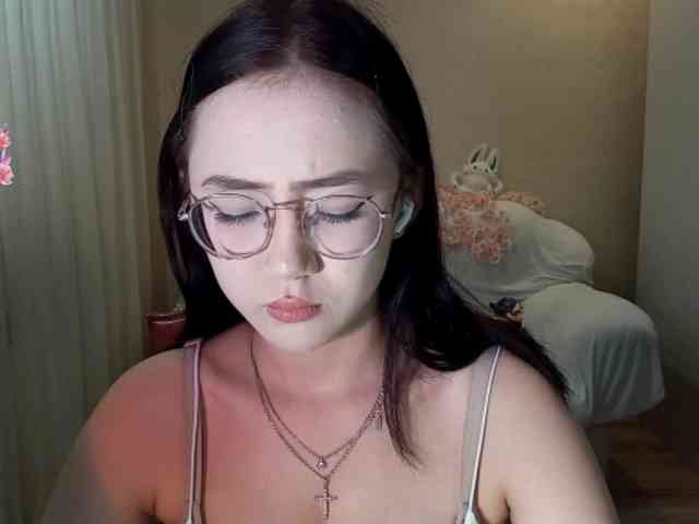 MyrleHenggeler webcam