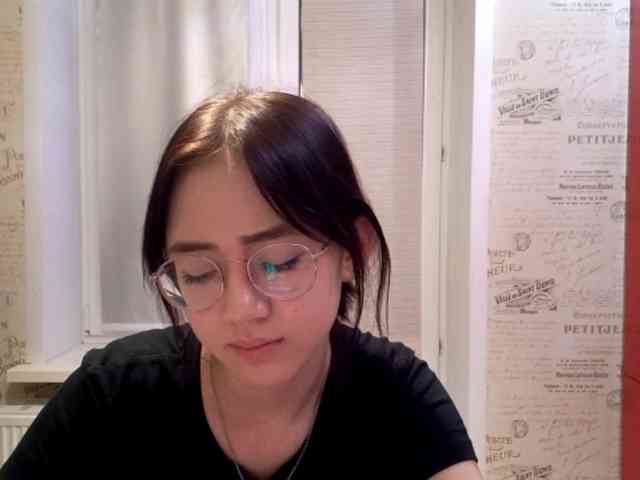 MyrleHenggeler webcam