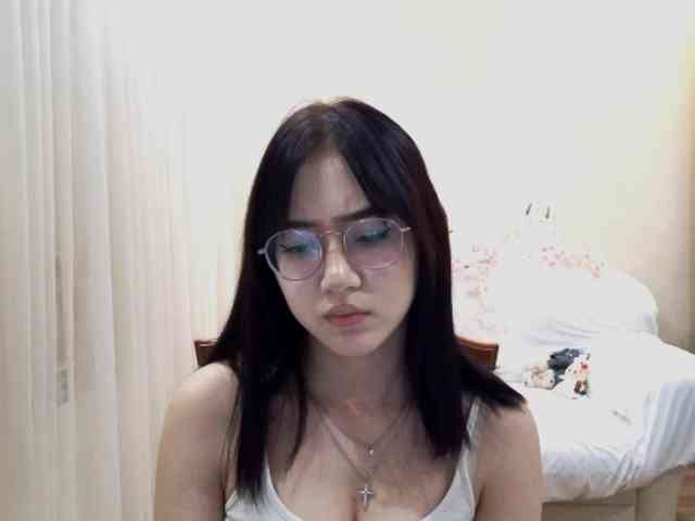 MyrleHenggeler webcam
