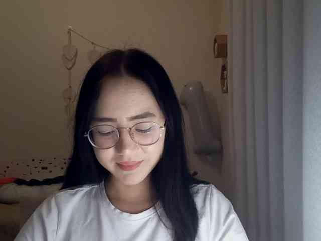 MyrleHenggeler webcam