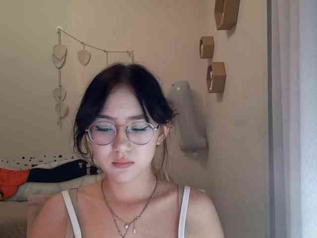 MyrleHenggeler webcam