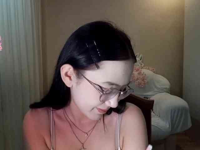 MyrleHenggeler webcam