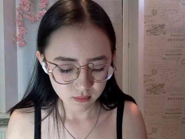 MyrleHenggeler webcam