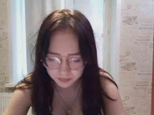 MyrleHenggeler webcam