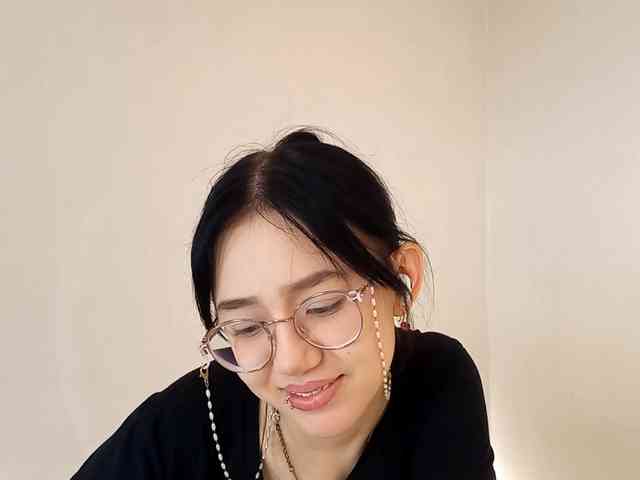 MyrleHenggeler webcam