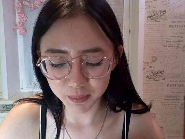 MyrleHenggeler webcam