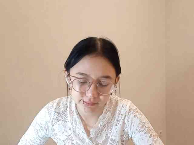 MyrleHenggeler webcam