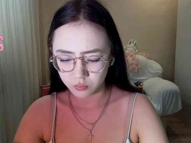 MyrleHenggeler webcam
