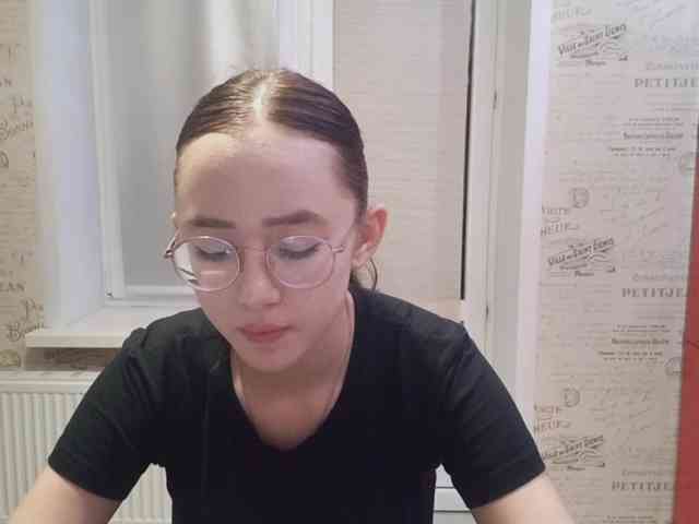 MyrleHenggeler webcam