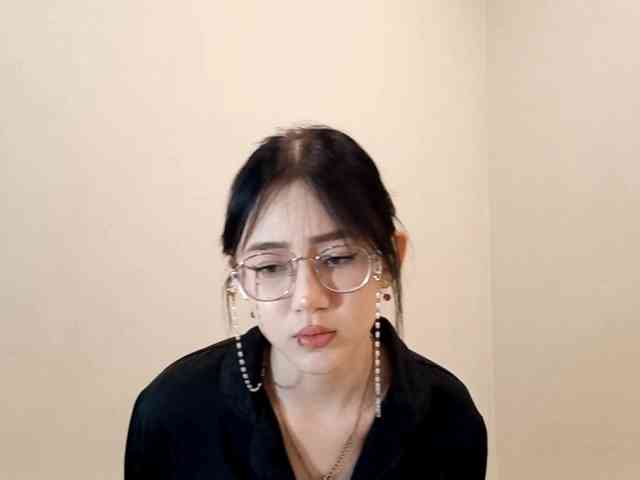 MyrleHenggeler webcam