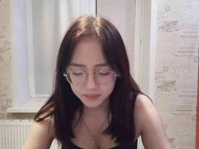 MyrleHenggeler webcam