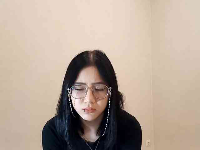 MyrleHenggeler webcam