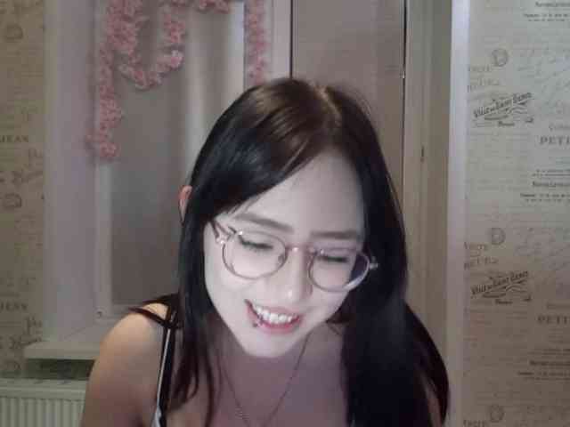 MyrleHenggeler webcam