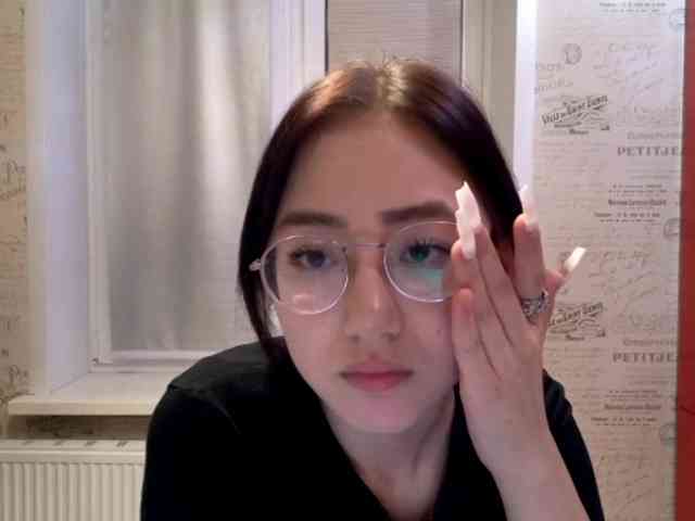 MyrleHenggeler webcam