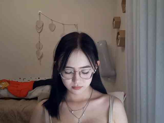 MyrleHenggeler webcam