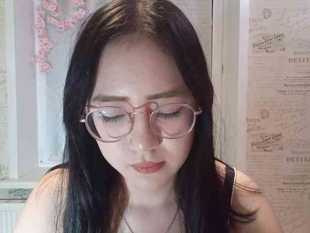 MyrleHenggeler webcam
