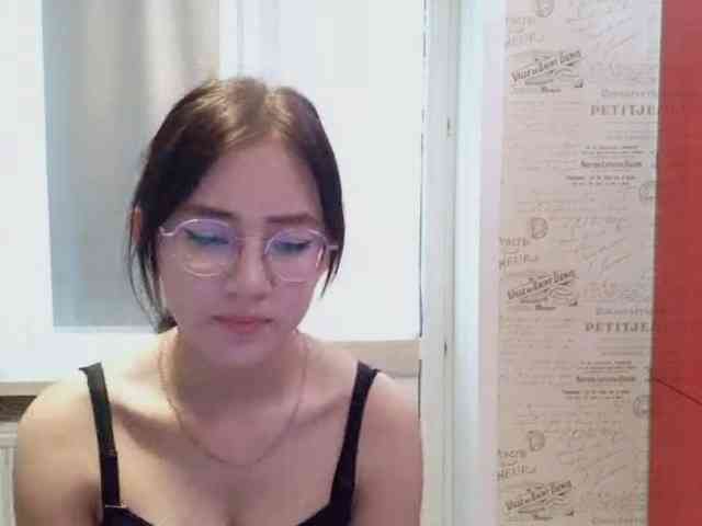 MyrleHenggeler webcam