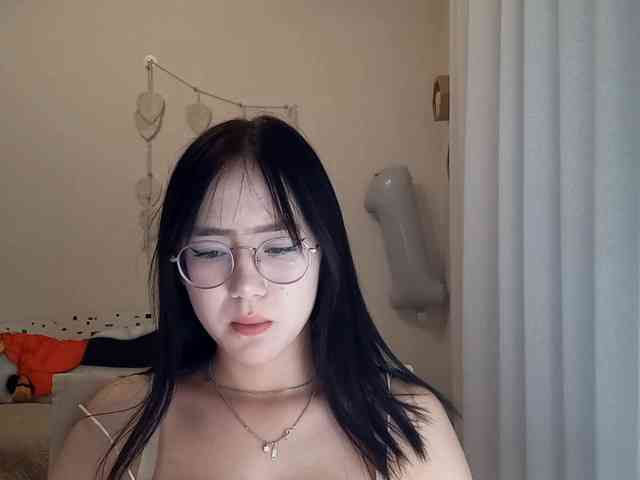 MyrleHenggeler webcam