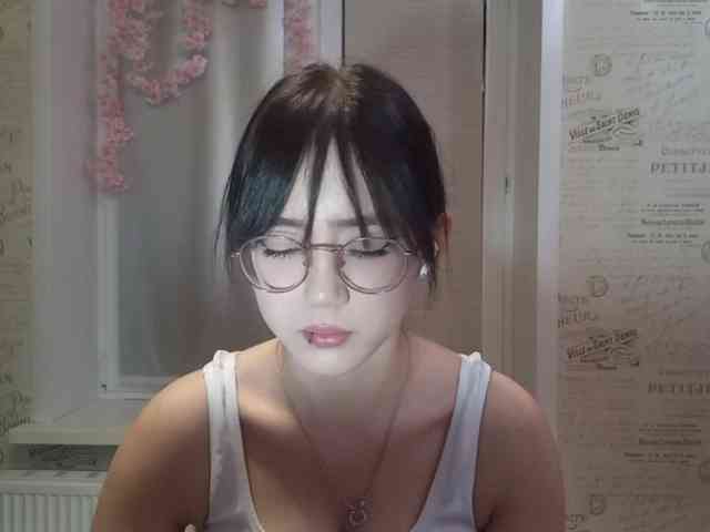 MyrleHenggeler webcam