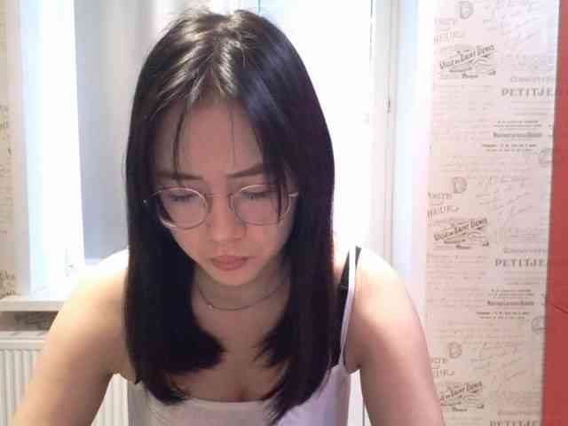 MyrleHenggeler webcam