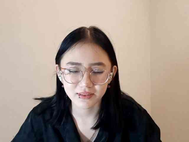 MyrleHenggeler webcam