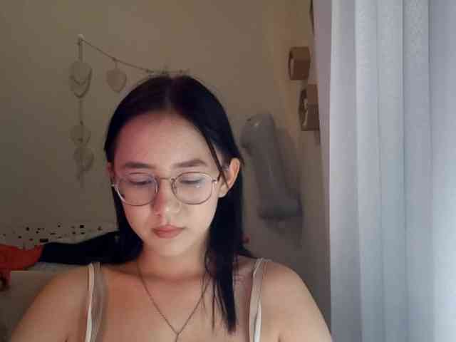 MyrleHenggeler webcam
