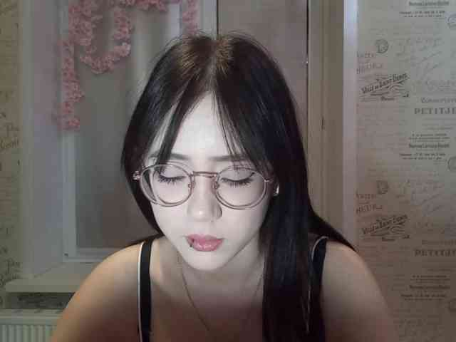MyrleHenggeler webcam