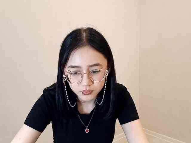 MyrleHenggeler webcam