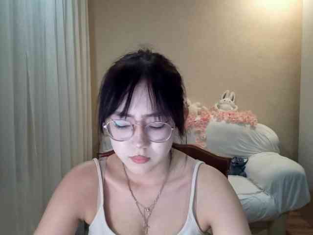 MyrleHenggeler webcam