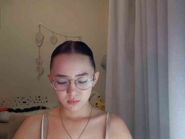 MyrleHenggeler webcam