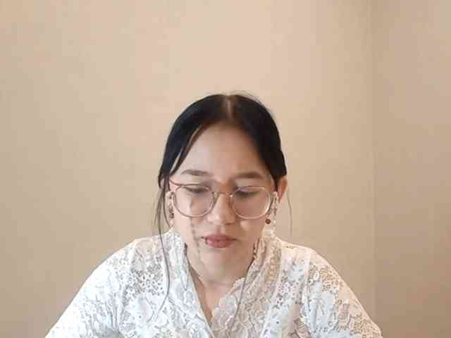 MyrleHenggeler webcam