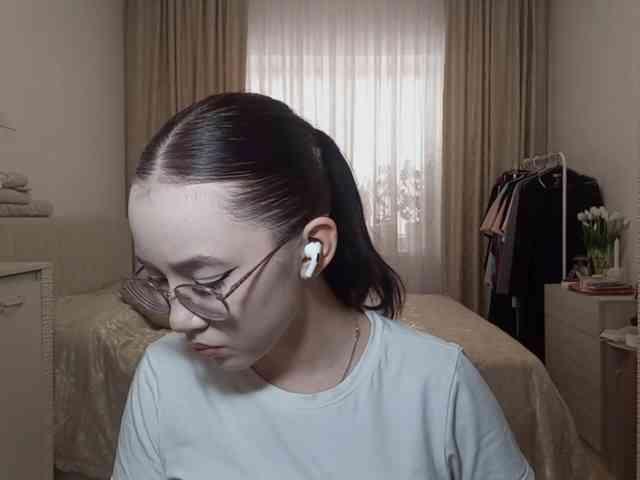 MyrleHenggeler webcam