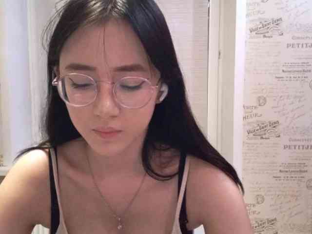 MyrleHenggeler webcam