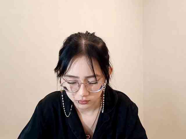 MyrleHenggeler webcam