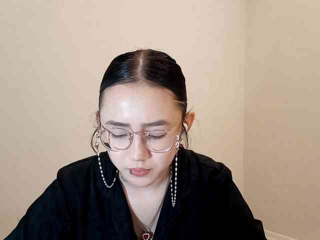 MyrleHenggeler webcam