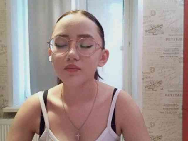 MyrleHenggeler webcam